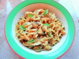Vegan creamy curry mushroom pasta Dinner Grainfree Lunch vegan